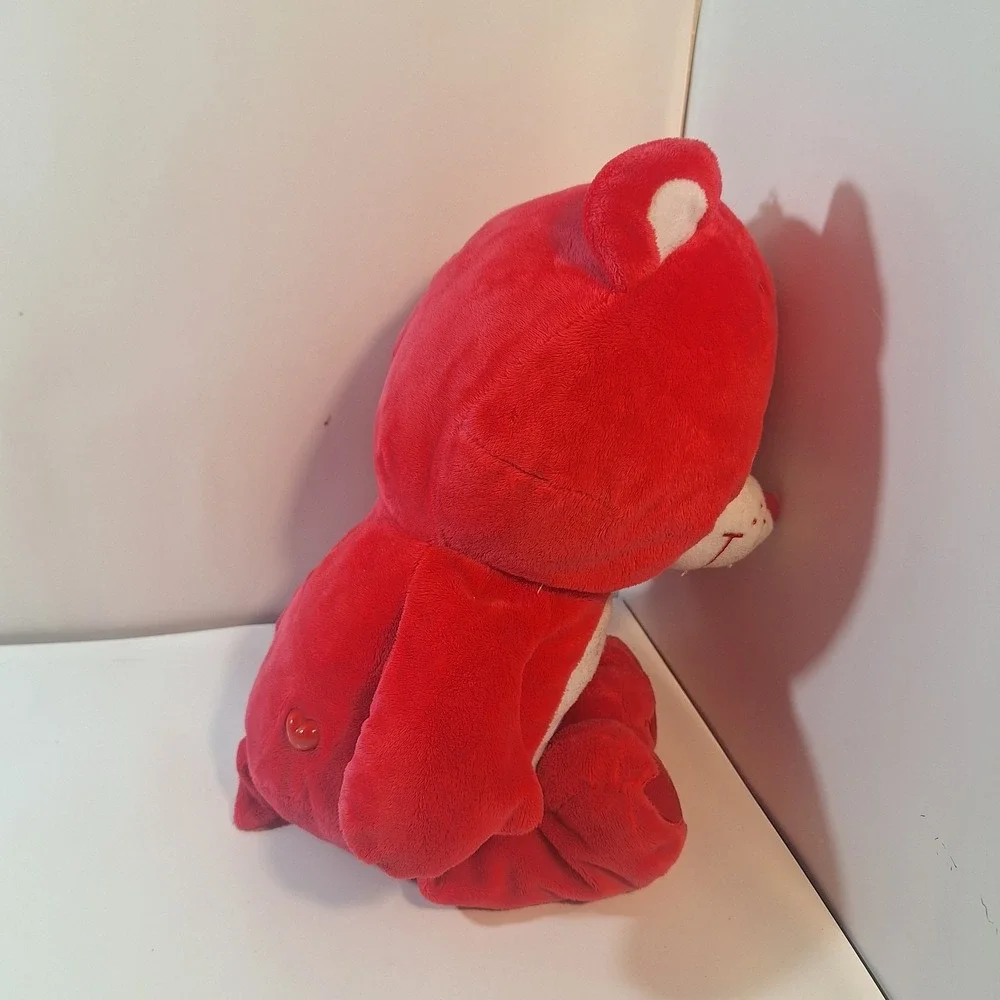 Always There Bear Care Bear 2011 Collectable Hearts Badge 17